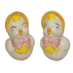 Vtg Anthropomorphic Mini Baby Chicks Figures Cottage Decor Grandma Chicken Bird